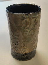 Load image into Gallery viewer, Skull Glasses/Vase (Only one available!)