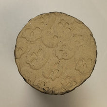 Load image into Gallery viewer, Skull Glasses/Vase (Only one available!)