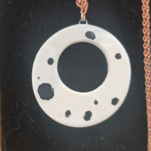 Load image into Gallery viewer, Earrings & Necklaces