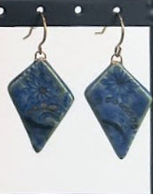 Load image into Gallery viewer, Earrings & Necklaces