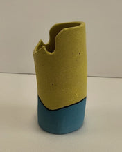 Load image into Gallery viewer, Paintbrush Holder