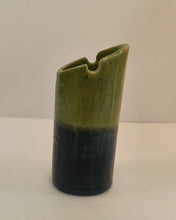 Load image into Gallery viewer, Paintbrush Holder