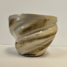 Load image into Gallery viewer, Vortex Pot
